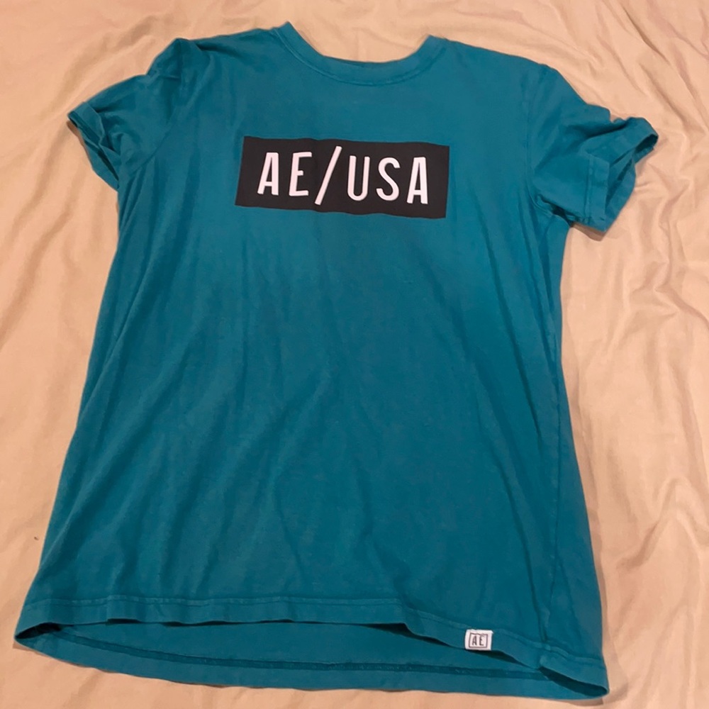 American eagle tee shirt